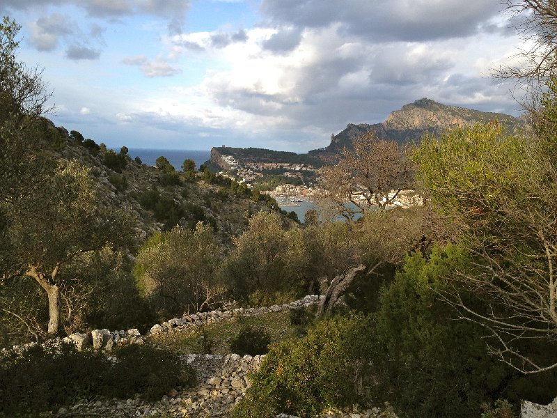 Mallorca_12_27.jpg - Port de Sóller im Abstieg von Muleta Gran
